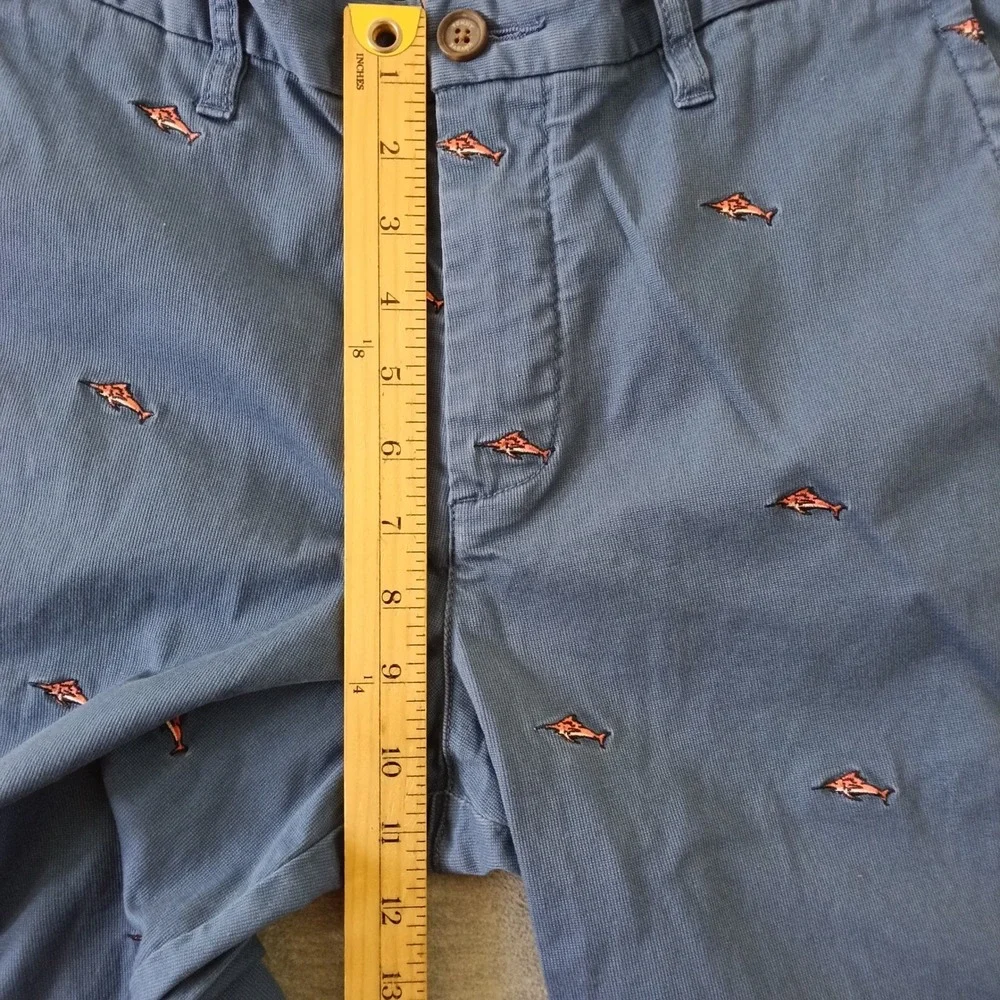 Tommy Bahama Mens Blue Marlin Embroidered Chino Shorts Size 33